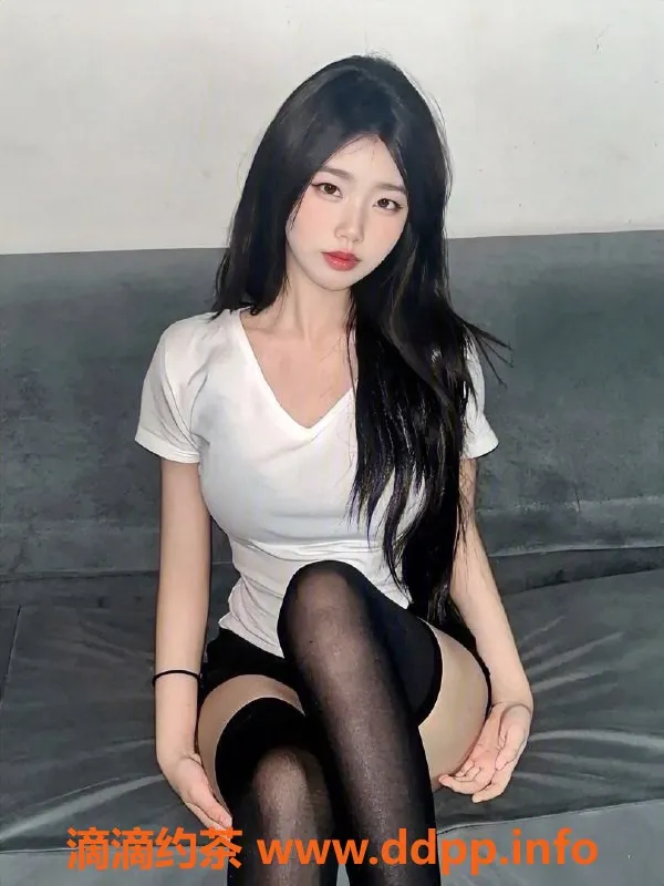 深圳楼凤-龙华芯研，168cm C罩杯，1200起服务