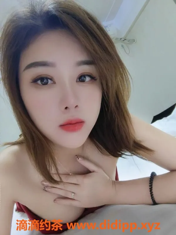 广州楼凤-天河可可，400元体验69p深喉服务