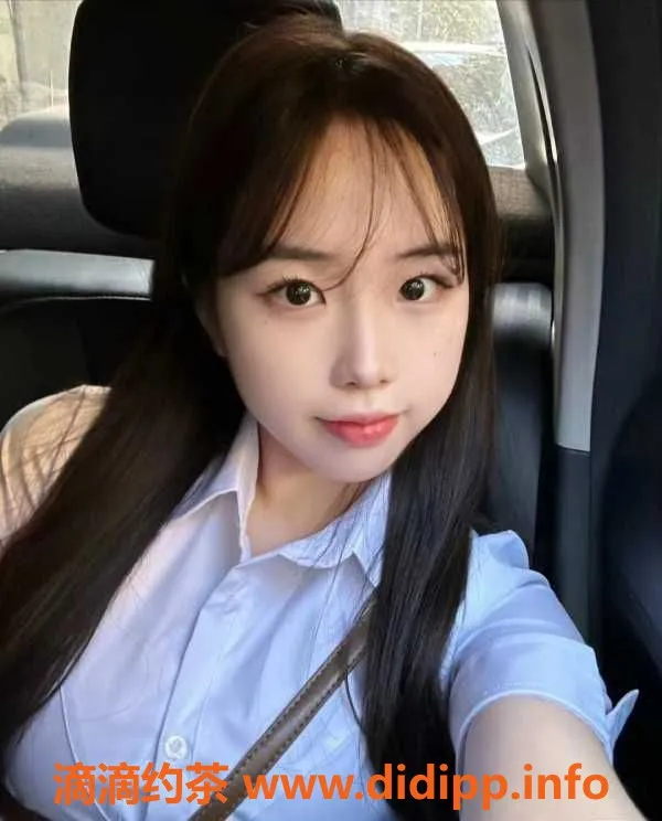 广州楼凤-海珠区26岁楼凤海珠柒月，166cm高、34C胸围