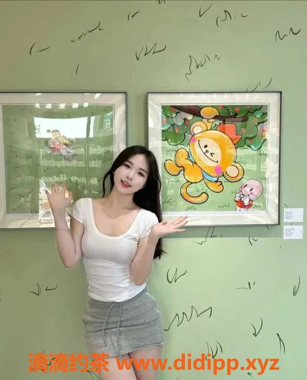 广州楼凤-海珠区26岁楼凤海珠柒月，166cm高、34C胸围