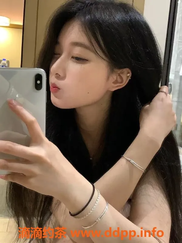 上海楼凤-普陀米娜，03年嫩妹，168cm，36C，外送服务