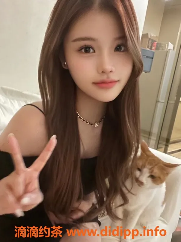 上海楼凤-静安小五，168cm D杯，性价比高！