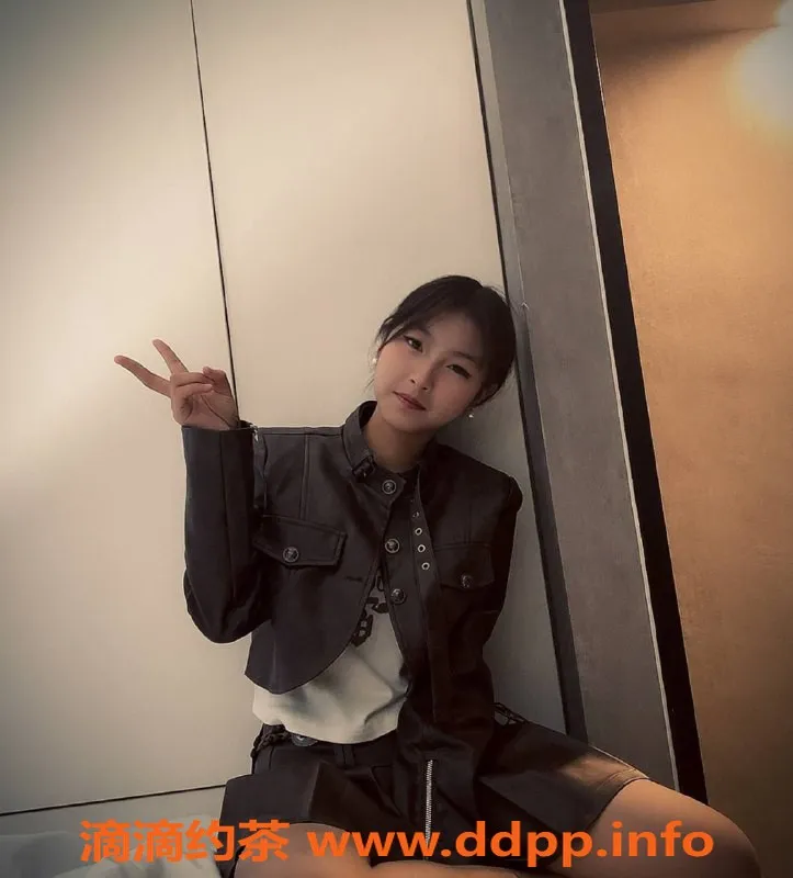 深圳楼凤-罗湖嫩妹妮妮酱，五百可包夜服务