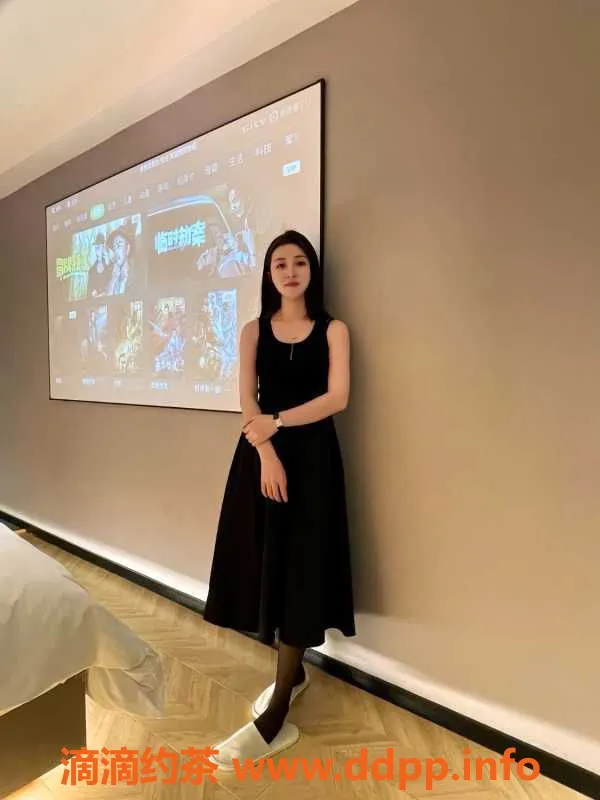 广州楼凤-广州白云大三毕业圆子，24岁169cm，服务优质