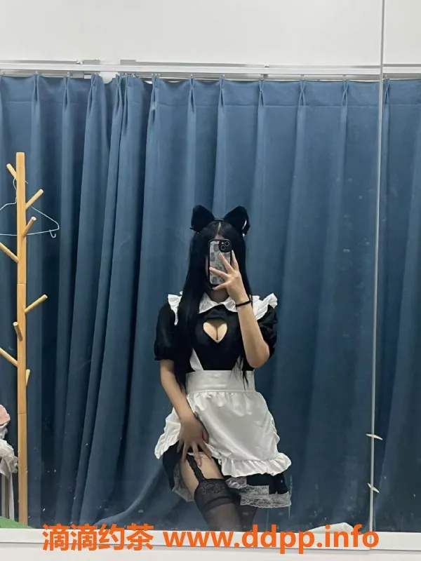 成都楼凤-成都18岁贞贞，156cm、100斤，500元嫩妹服务