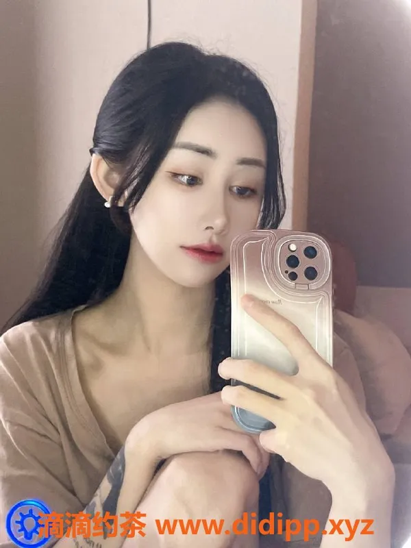 深圳楼凤-南山恩熙，2000元69制服丝袜服务