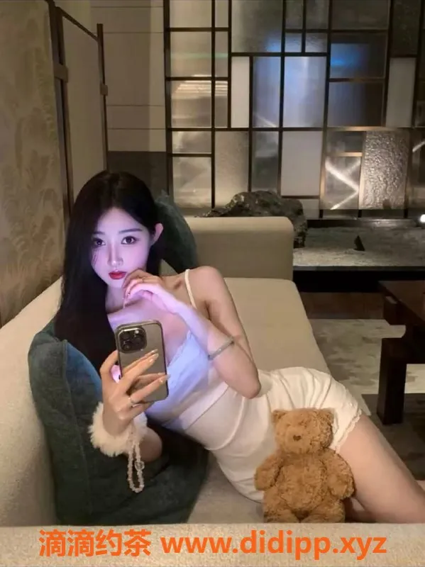 北京上门服务-阿雨 | 朝阳四惠纯欲系美女 | 170cm 42kg 1600元起