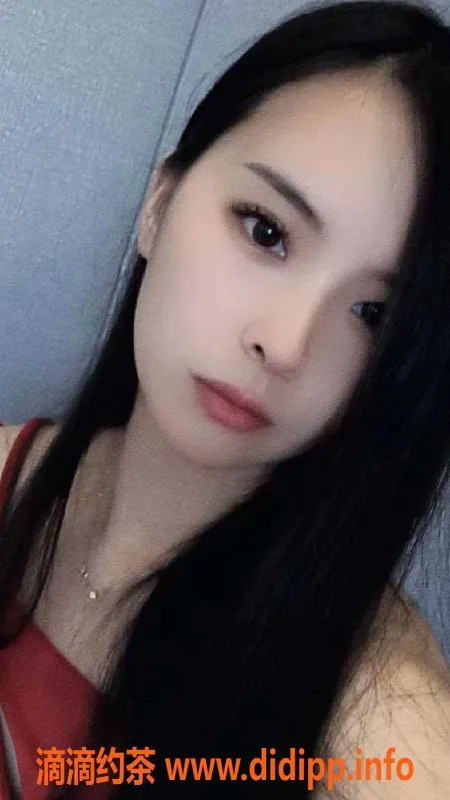 广州楼凤-广州白云新人小七，25岁，158cm，47kg，茶水400起