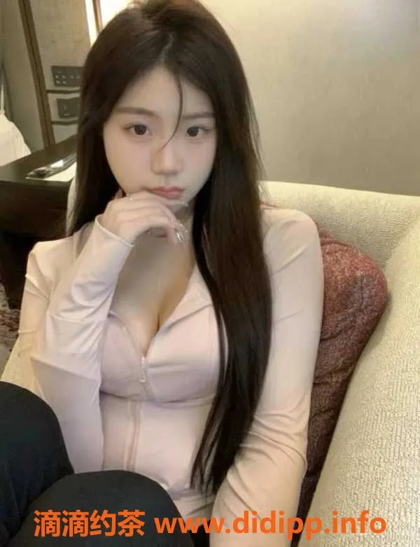 广州楼凤-广州天河23岁诗诗，167cm极品新人