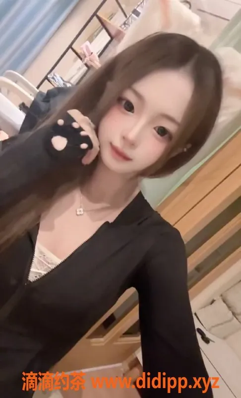 北京楼凤-百子湾小小鱼，166制服调情，千元档服务