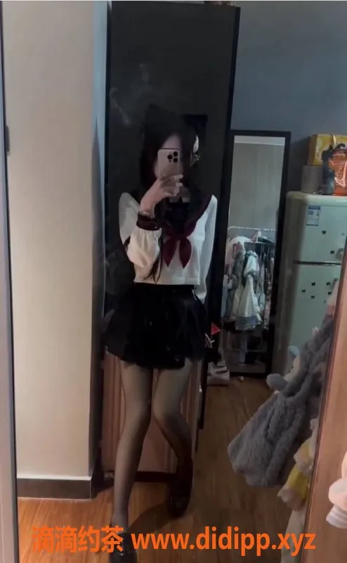 北京楼凤-百子湾小小鱼，166制服调情，千元档服务