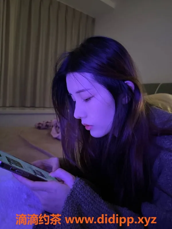 杭州楼凤资源信息,气质女神琪琪，努力工作的美女如你所愿