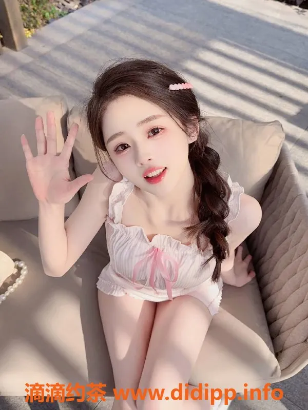 上海楼凤-普陀小宝，168cm白嫩妹，1300起