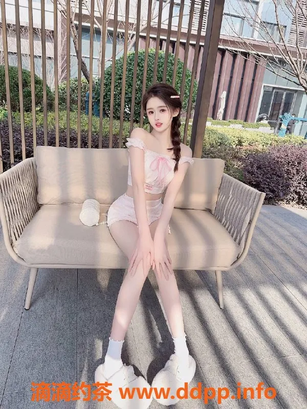 上海楼凤-普陀小宝，168cm白嫩妹，1300起