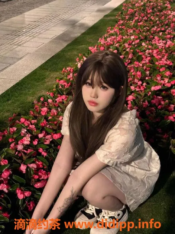 上海楼凤资源信息,静安芯芯：168cm 美女，1200P起，专业服务