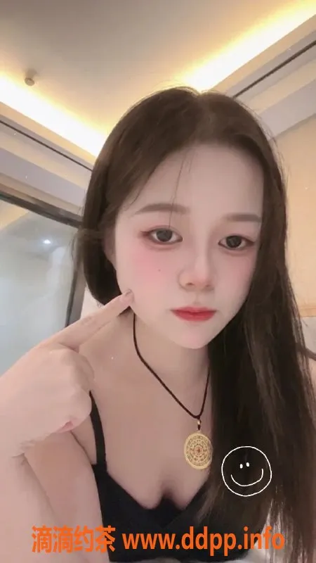 深圳上门服务-龙华小甜甜，千元大胸嫩妹等你来约！