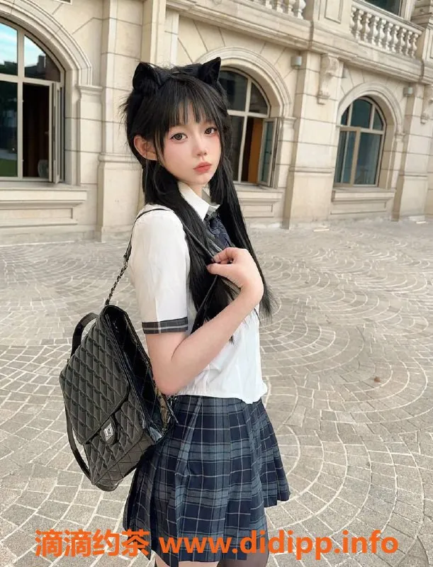 上海楼凤资源信息,徐汇文文，168cm B罩杯，1200元60分钟服务