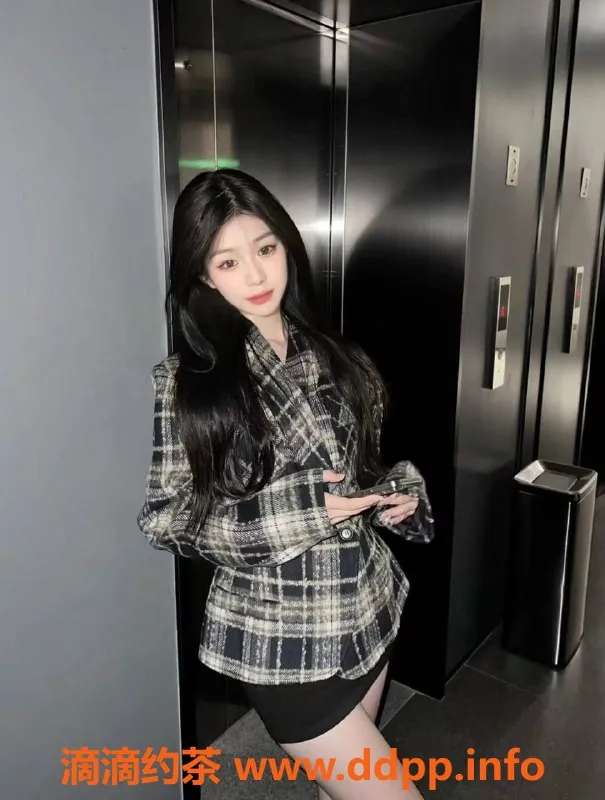 深圳楼凤-罗湖御姐珊珊，私享1200起服务