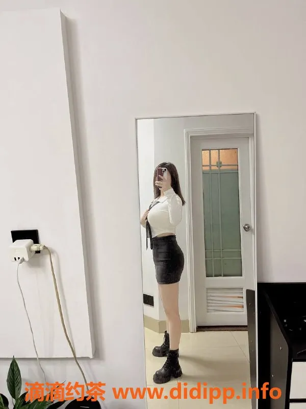 厦门楼凤-思明区慕然，优质服务与性感魅力