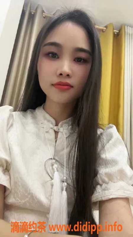 广州楼凤-广州南沙阿珂，19岁、163cm、50kg，超值楼凤体验