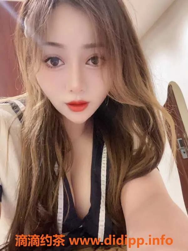 广州楼凤-广州越秀大奶制服佳佳，30岁，165cm，500元四十分钟