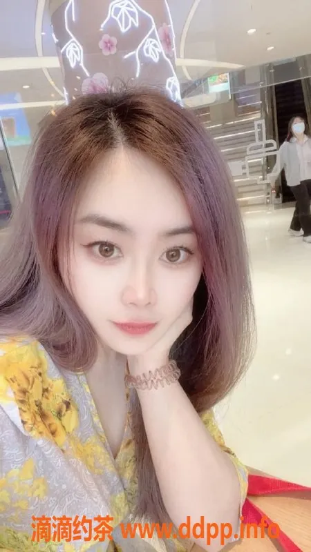 上海楼凤-长宁言言，28岁36D，胸推毒龙服务超赞！