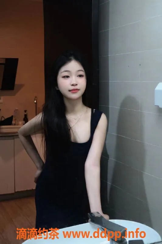 深圳楼凤-龙岗泡泡，900p私密服务，甜美享受等你来