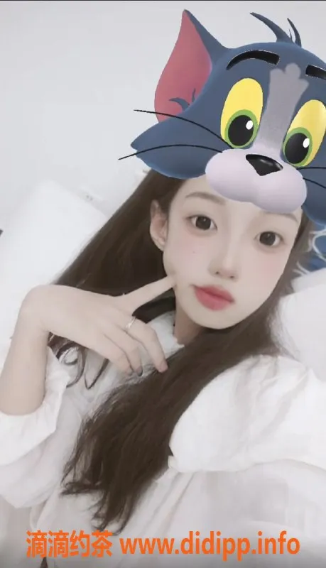 北京楼凤-朝阳小饼干，45kg嫩妹，千元档服务