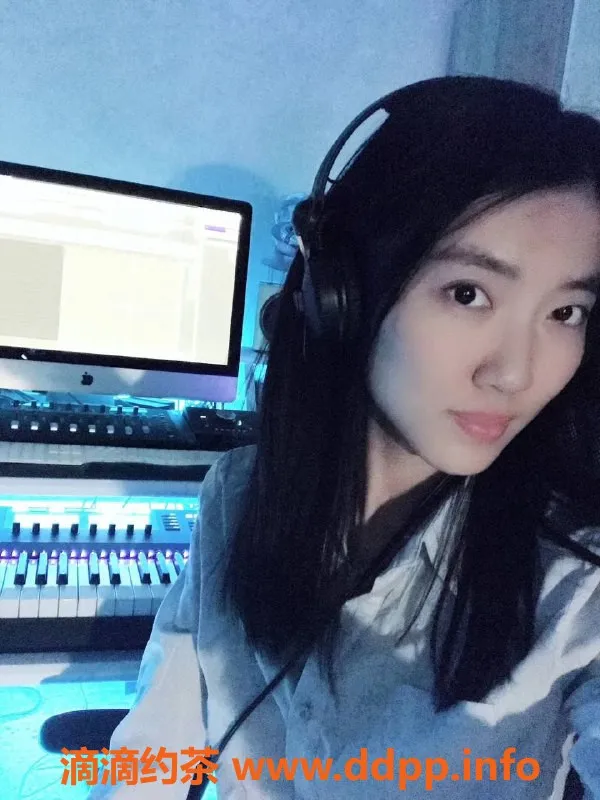 北京楼凤资源信息,双井长腿蝴蝶，专业模特兼古筝艺术家