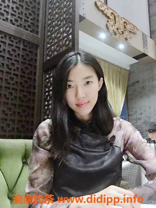 北京楼凤-双井长腿蝴蝶，专业模特兼古筝艺术家