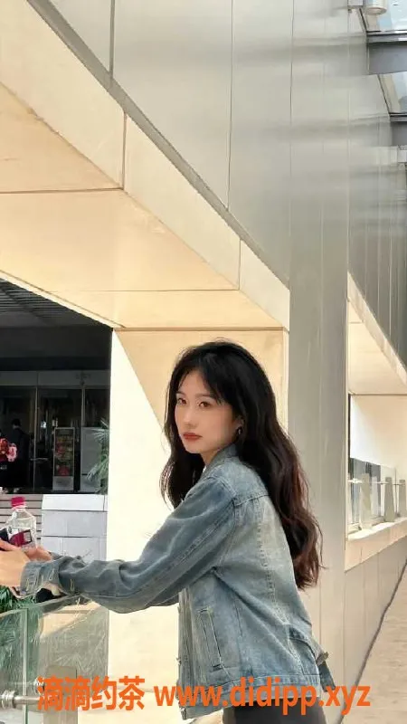 广州楼凤资源信息,荔湾性感啊多，168cm 36C 23岁，快餐400元