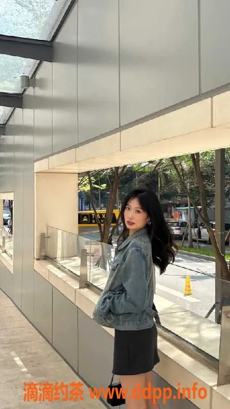 广州楼凤-荔湾性感啊多，168cm 36C 23岁，快餐400元