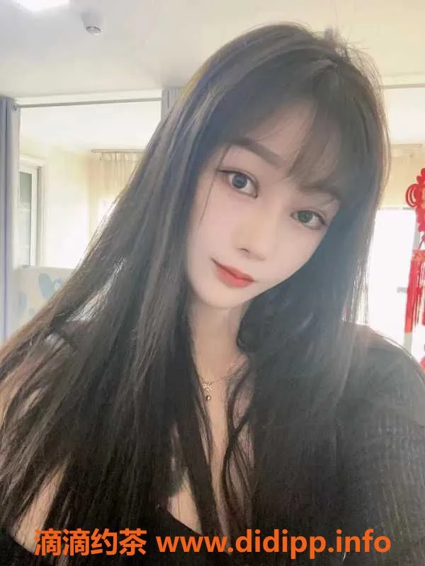 广州楼凤-广州黄埔辣妹小太阳，身高166cm，现身服务