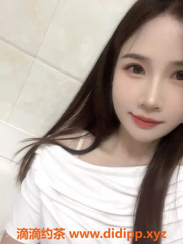 广州楼凤资源信息,广州白云月月，165cm身高，36C胸围，23岁