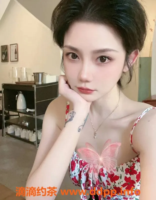 上海楼凤-静安姜澜，168高胸D，1800元超值体验