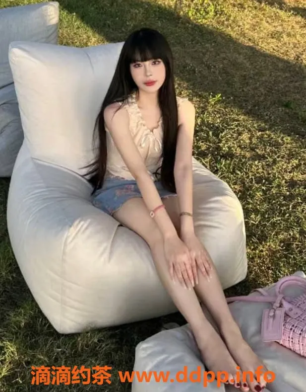 上海楼凤-长宁夏浅浅，162身高C罩杯，1000P服务