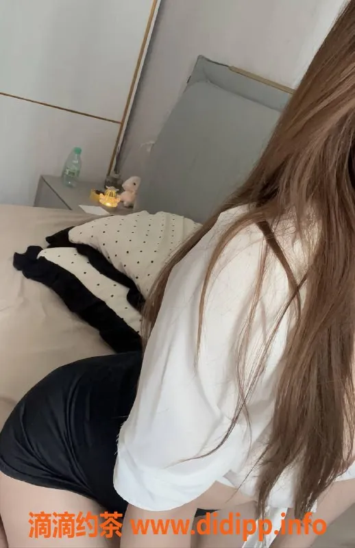 上海楼凤-徐汇瑶妹，15张内超值服务，欢迎联系！