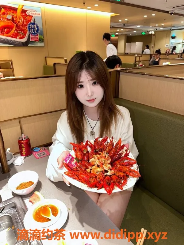 北京楼凤-朝阳小宁酱，176cm大长腿，千元档服务体验