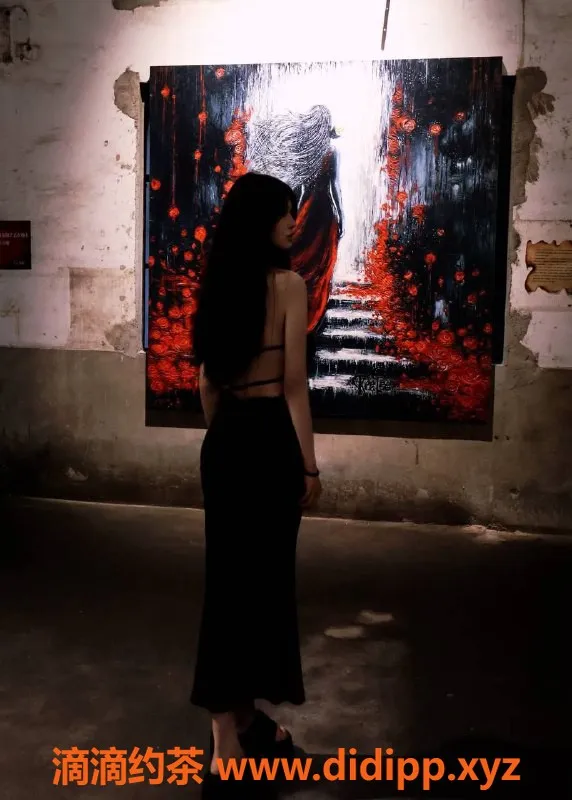 上海楼凤-冉冉，21岁165模特身材，48kg天然D胸