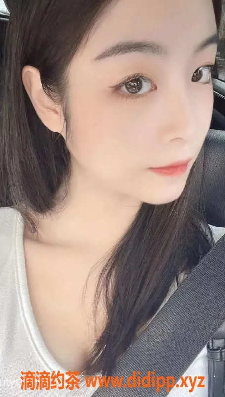 深圳楼凤-深圳福田小雪，19岁168cm，价格1480元