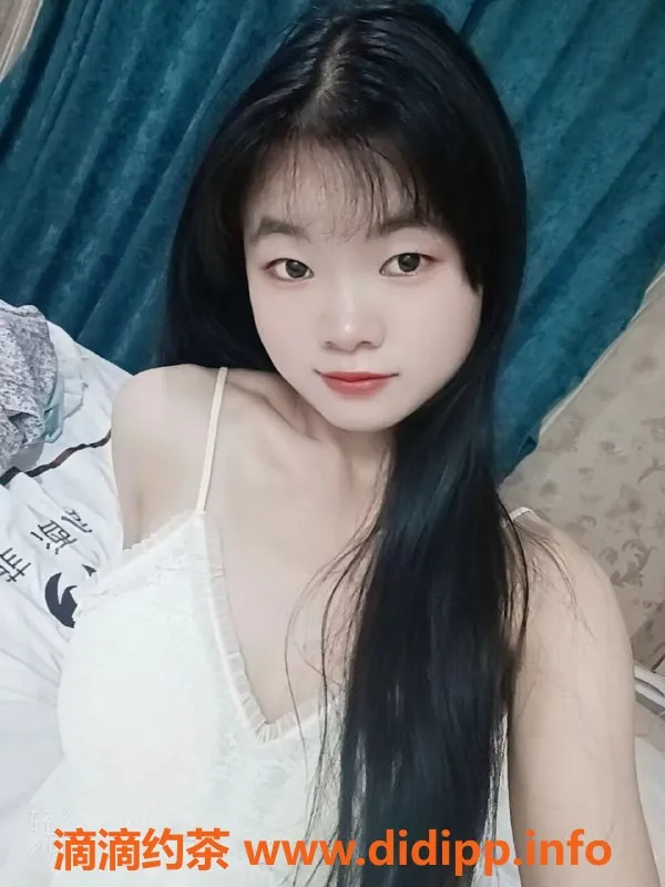 杭州楼凤-上城区小嫩妹杨雪，165高89斤，温和体贴