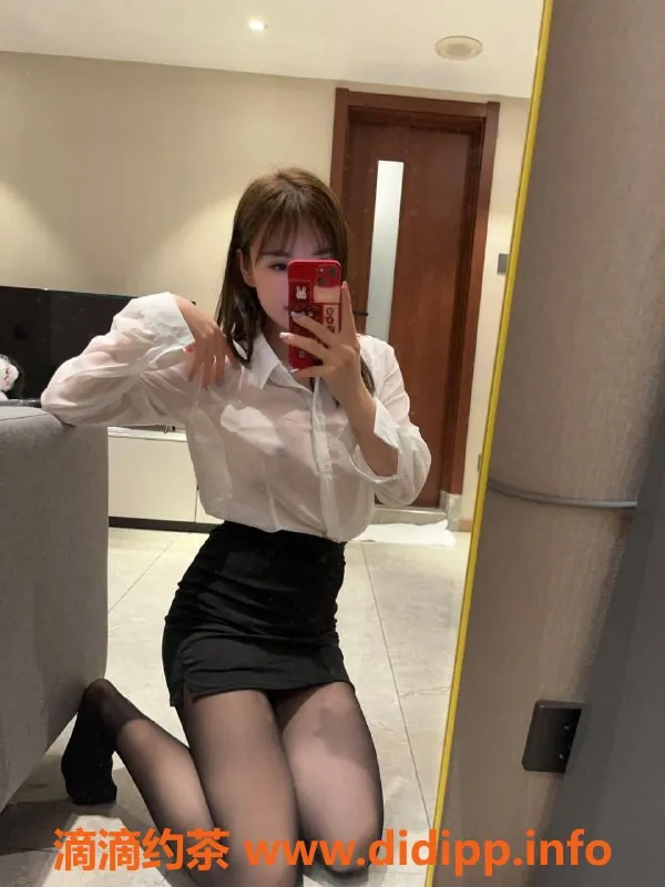 南宁楼凤-五象新区小宝，700元体验小少妇服务