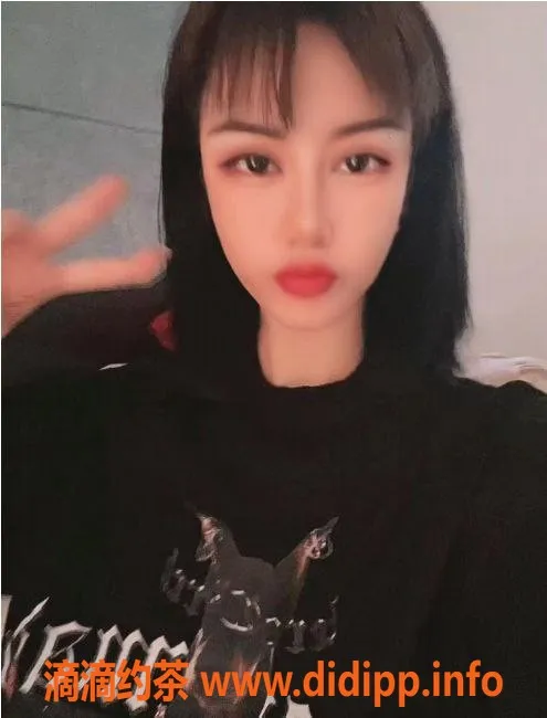 深圳楼凤-福田乐乐，22岁D+C杯，900元享优质服务