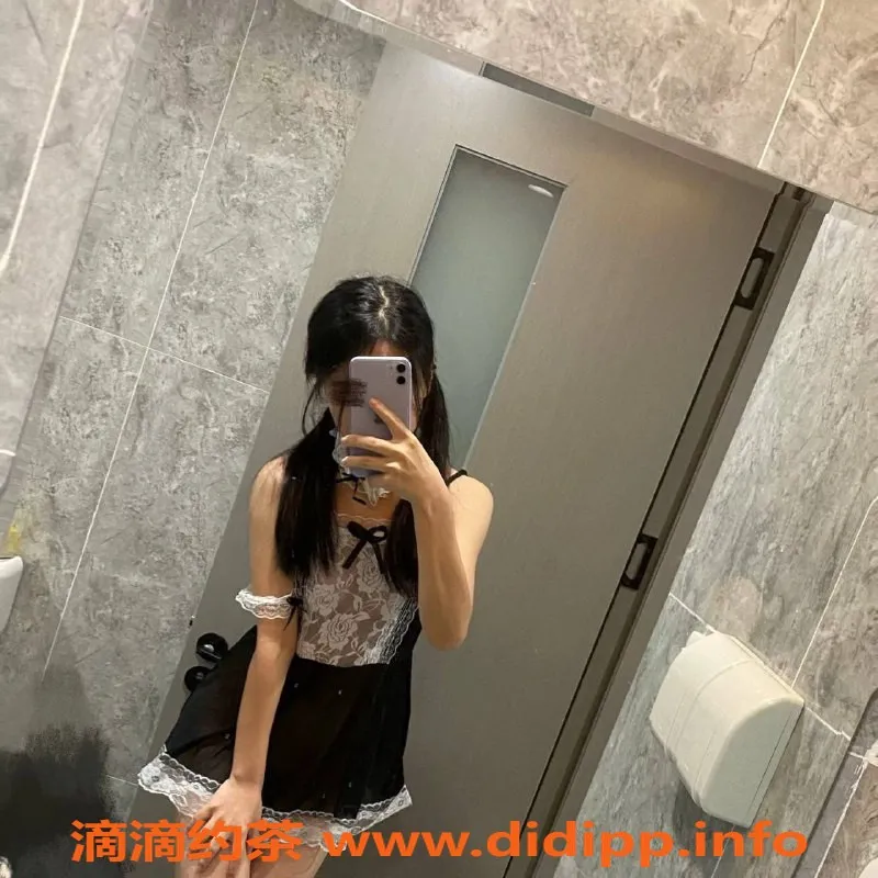 深圳楼凤资源信息,宝安小七，1000元制服洗吹服务，超值体验