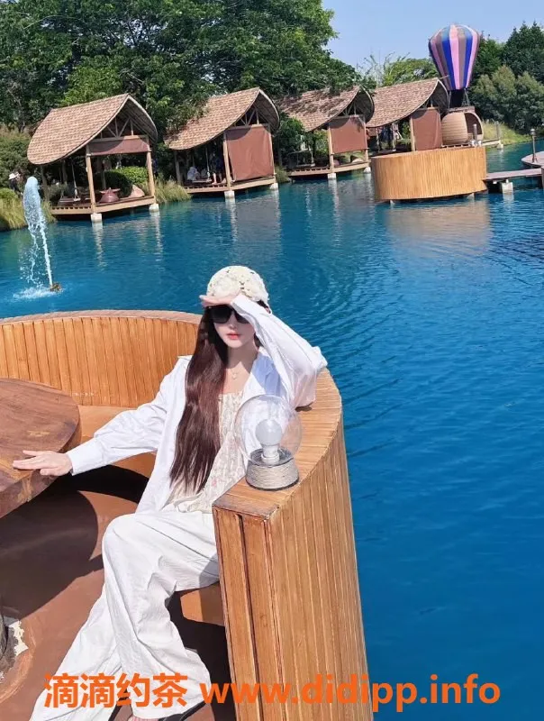 杭州楼凤-上城区缇娜，优雅中韩混血美女等你体验！