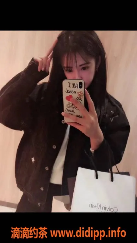 深圳楼凤资源信息,南山山田优美，口噶服务1288起！