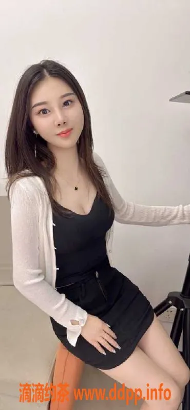 广州楼凤-广州天河性感贝贝，25岁，160cm，400元体验