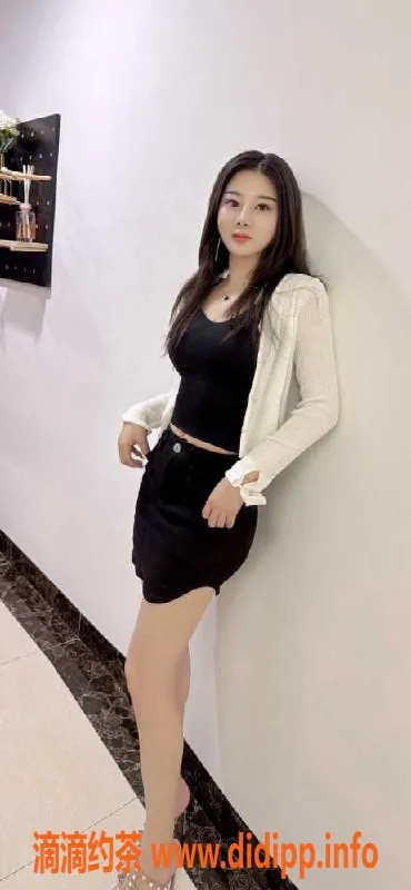 广州楼凤-广州天河性感贝贝，25岁，160cm，400元体验