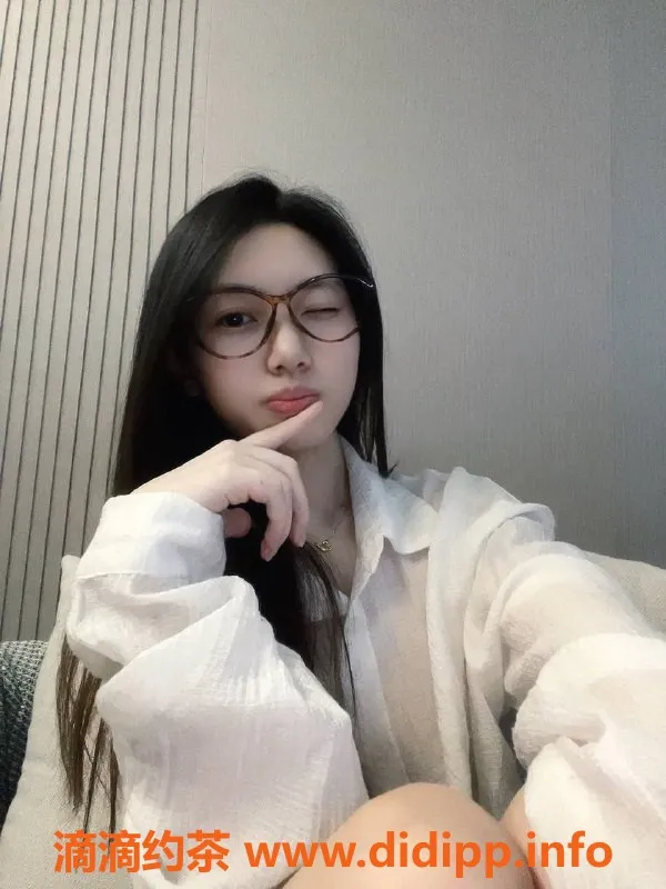 上海楼凤-浦东小安，03年生，163cm，34B，40kg