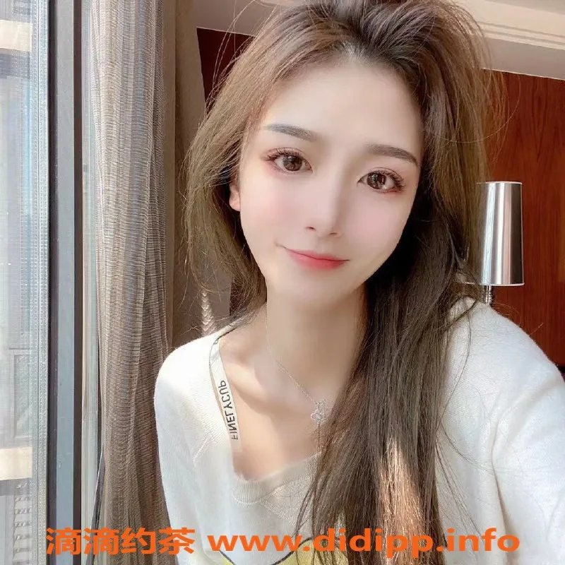 杭州楼凤资源信息,杭州拱墅区唐冰，167cm清纯美女，真胸C，1500元陪浴服务